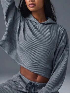 Alo Muse Cropped Hoodie Steel Gray